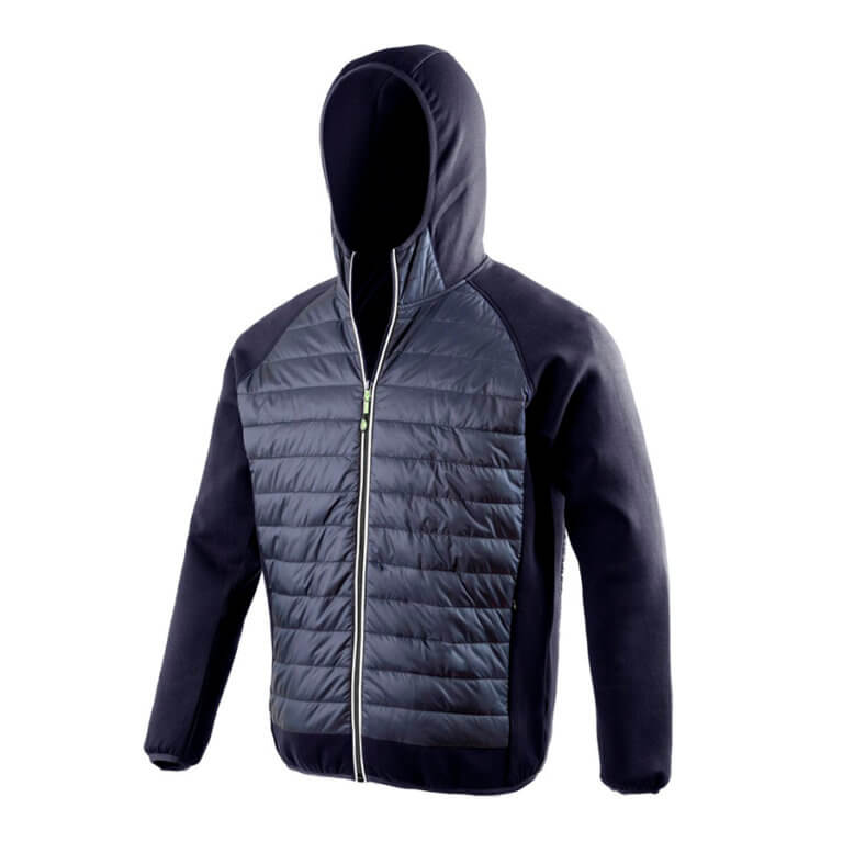 Sportbekleidung mit Logo